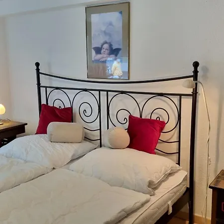 Leuchtturmstrasse 3 - 56-03 * Ostseebad Kühlungsborn